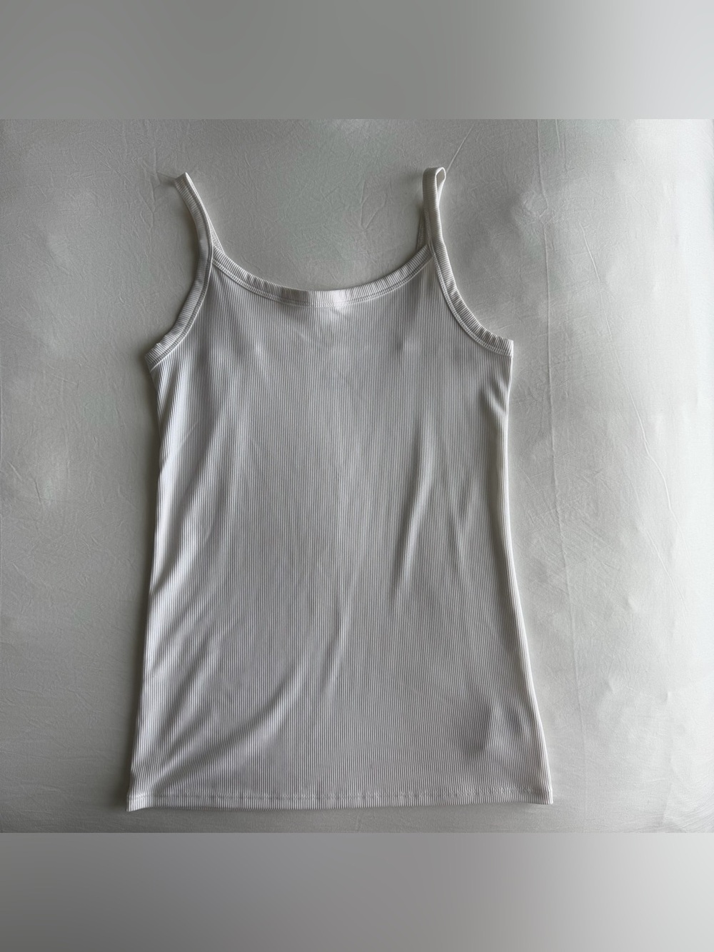 No Boundaries Ribbed Cami White Tank Top, Size Medium